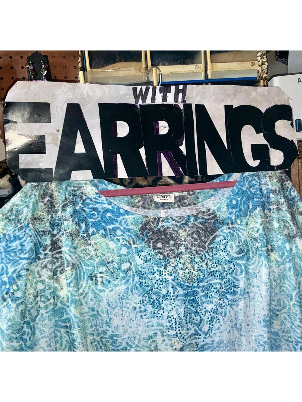 3X Tussle Top & Frosted Earrings